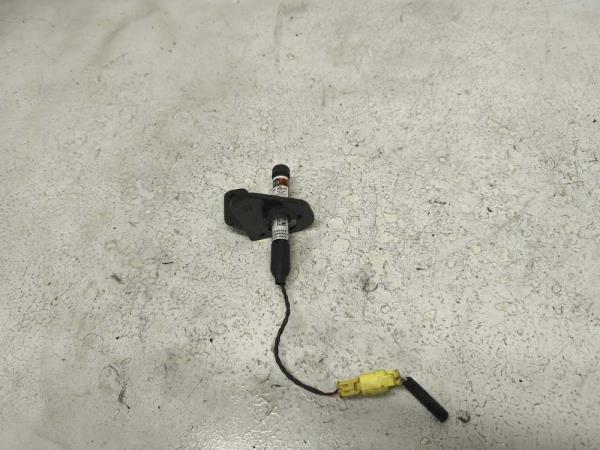 AIRBAG PIETON DROIT TESLA - Vue 1